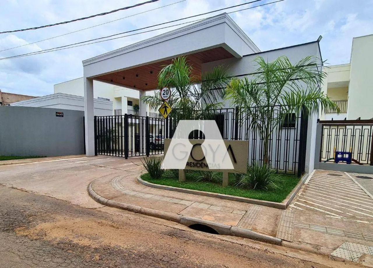 Casa com 3 dormitórios para alugar, 120 m² por R$ 4.702/mês - Goya Residências - Rio Branc
