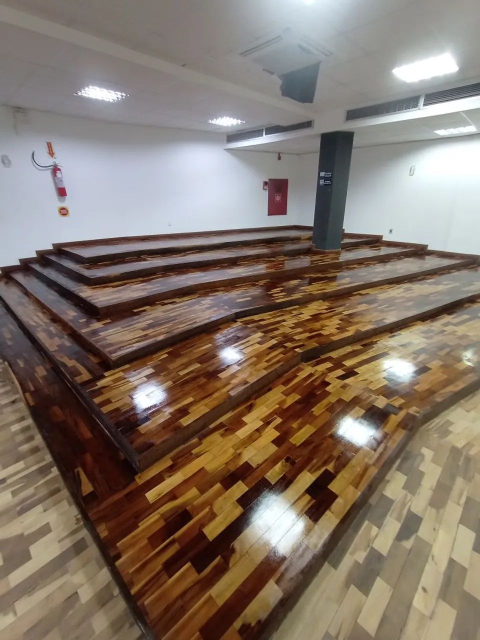 Lixador Assoalhos ( Madeira em geral)