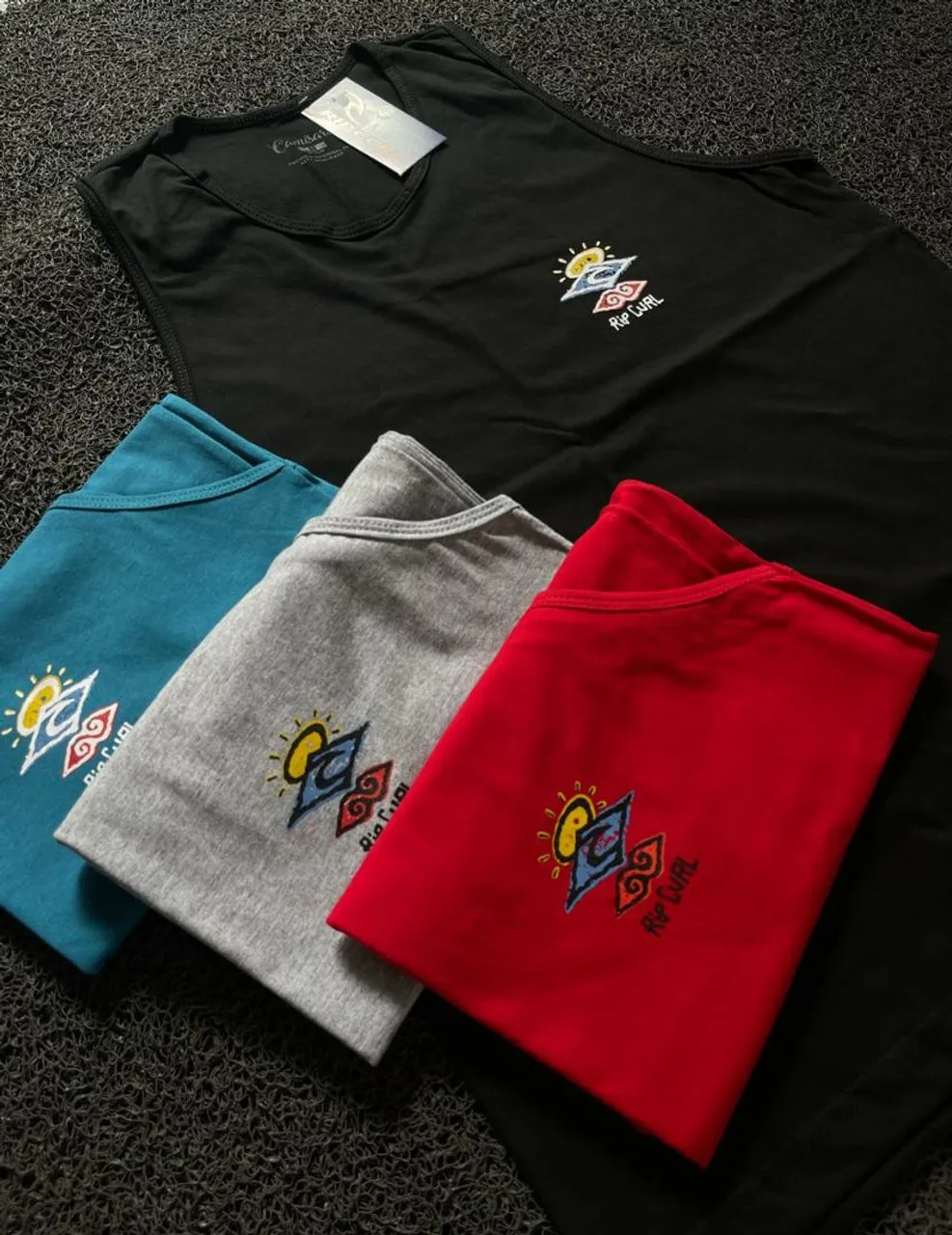 Kit de Regatas Rip Curl - Cores Vibrantes