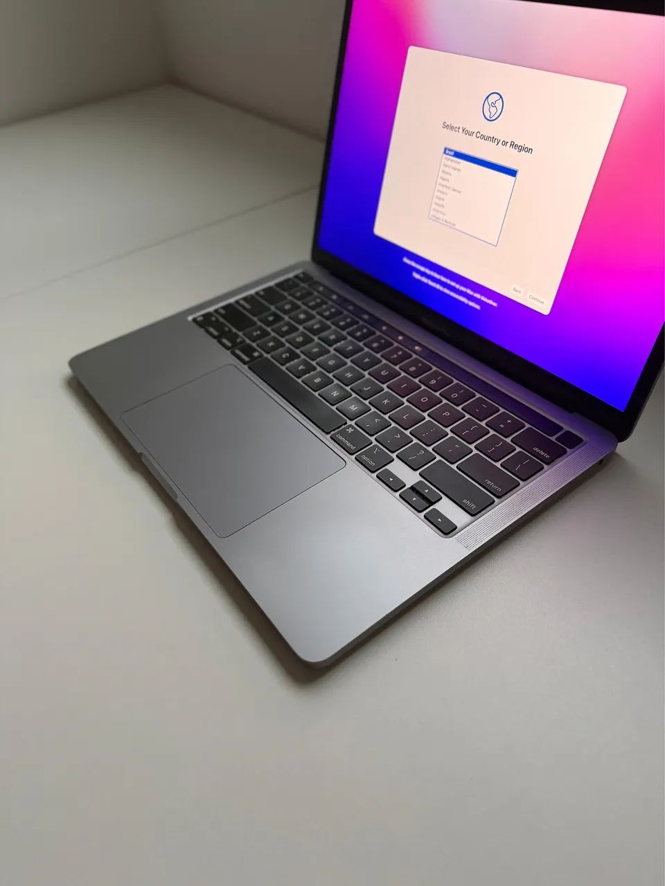 MacBook Pro M1 256GB - (Garantia pela loja) Conservadíssimo