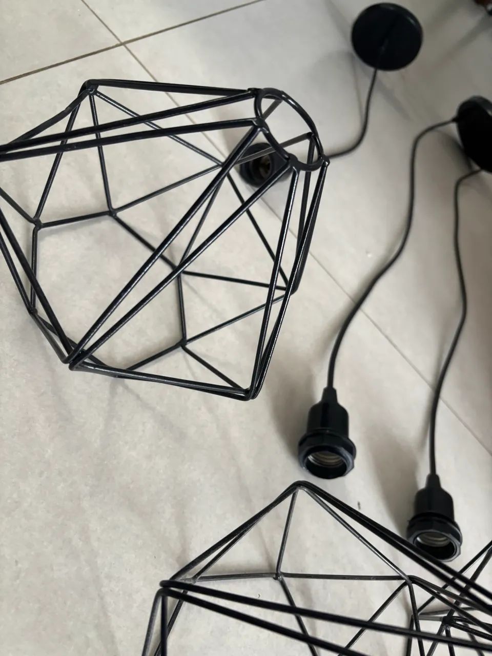 Lustre pendente aramado duplo / simples preto bem novo - Foto 2