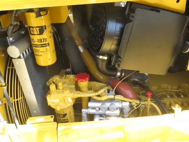 Trator de esteiras Caterpillar D6N 2013 revisado - Foto 5