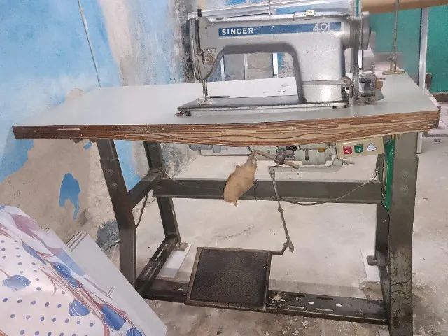  Maquina de Costura Industrial Singer Usada - Foto 3