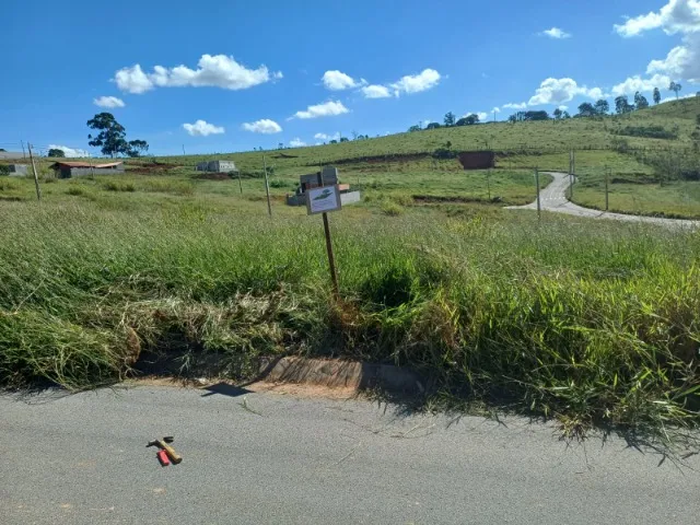Terreno na Quinta da Cantareira - Vargem SP - (Divisa com Extrema).
