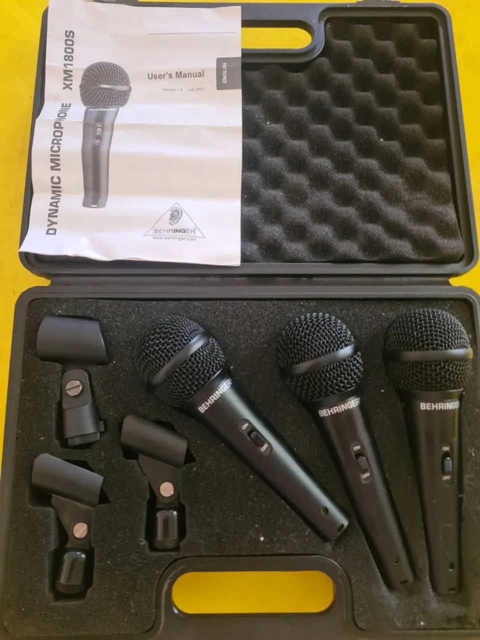 Kit com 3 Microfones Dinâmicos Behringer XM1800S
