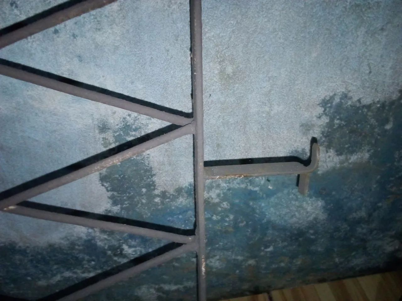 Grade de proteção em ferro para janela - Foto 3