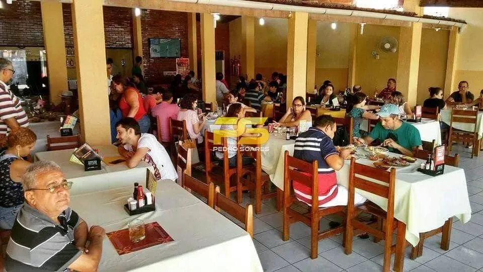 Ponto comercial 300m², a venda por R$800.000,00.