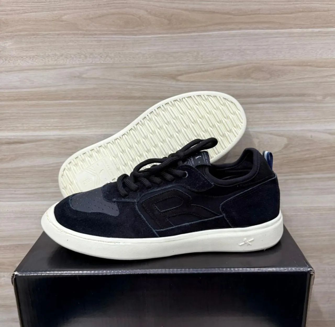 Tênis Reserva Casual com Design Moderno - Foto 4