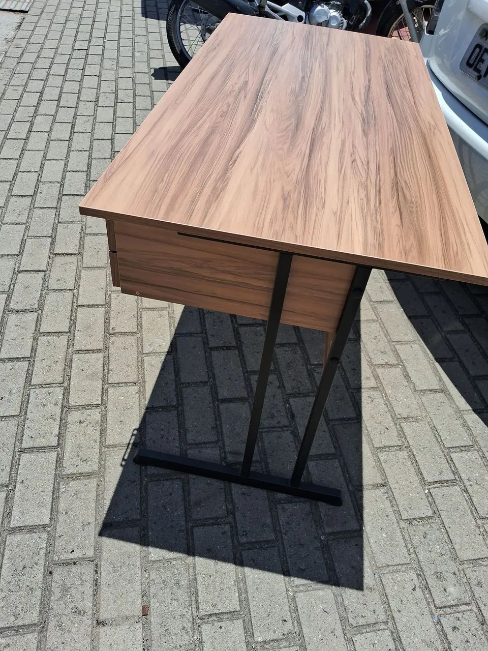 Mesa para escritório com 02 gavetas  - Foto 2