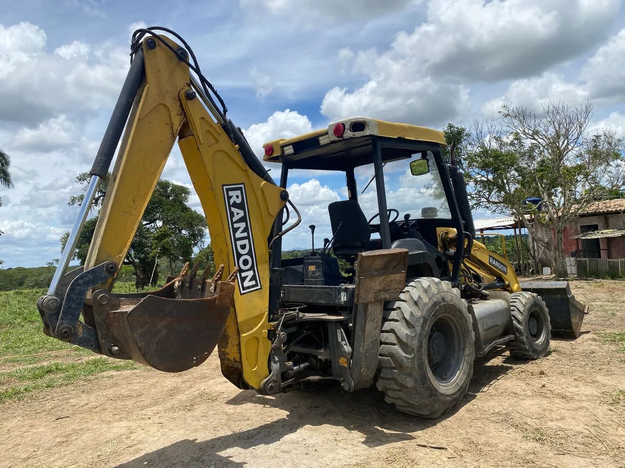 Retro escavadeira mwm motor novo  - Foto 3