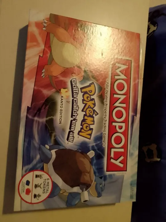 Jogo de Tabuleiro Monopoly Pokémon - Edição Kanto