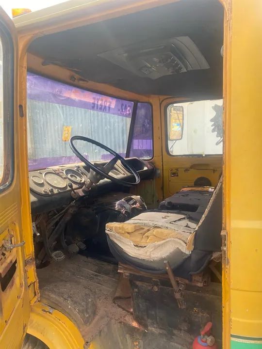 Caminhão Mercedes-Benz 608D - Foto 5