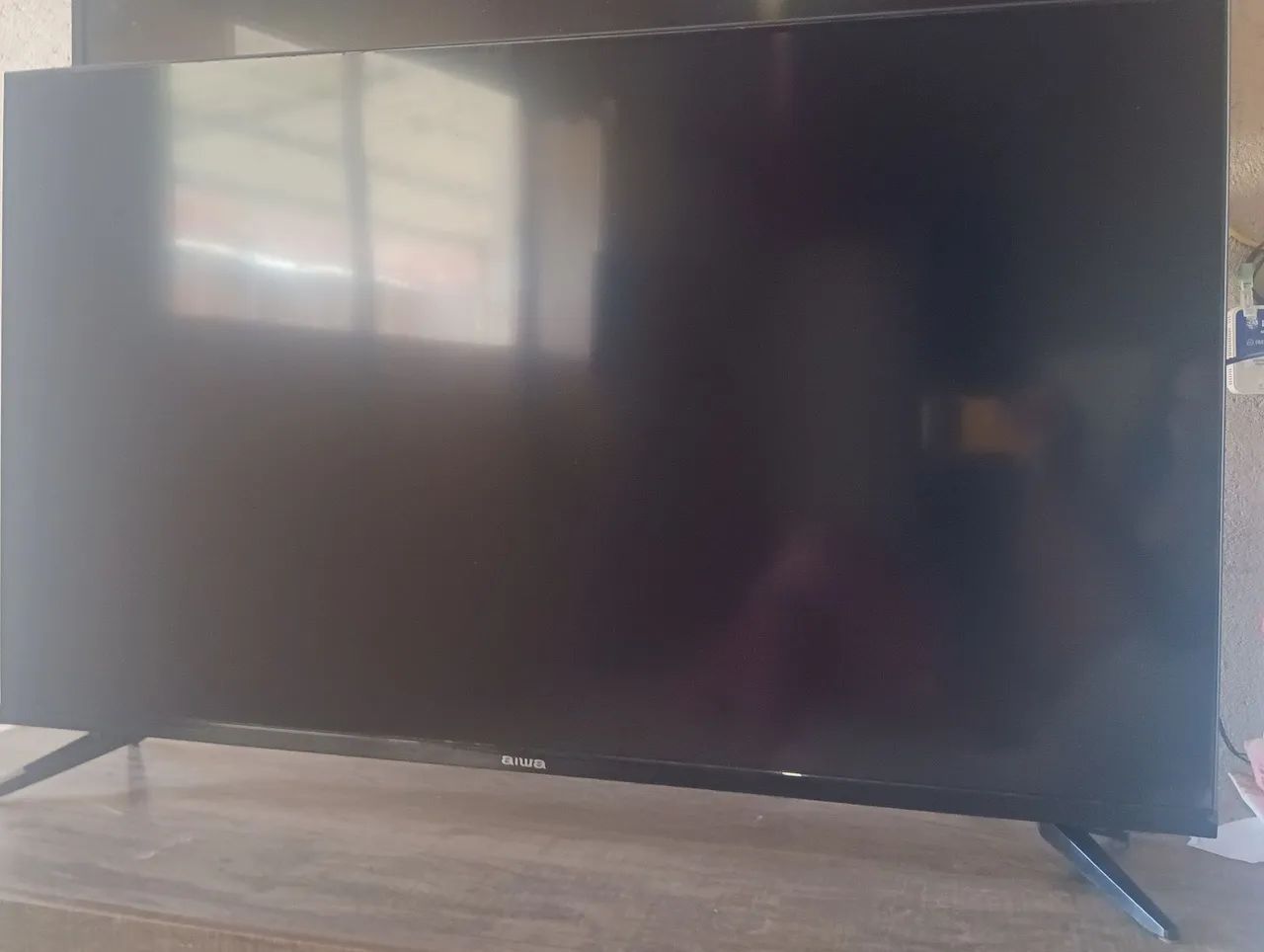 Smart TV Aiwa 43 borda ultra fina  - Foto 4