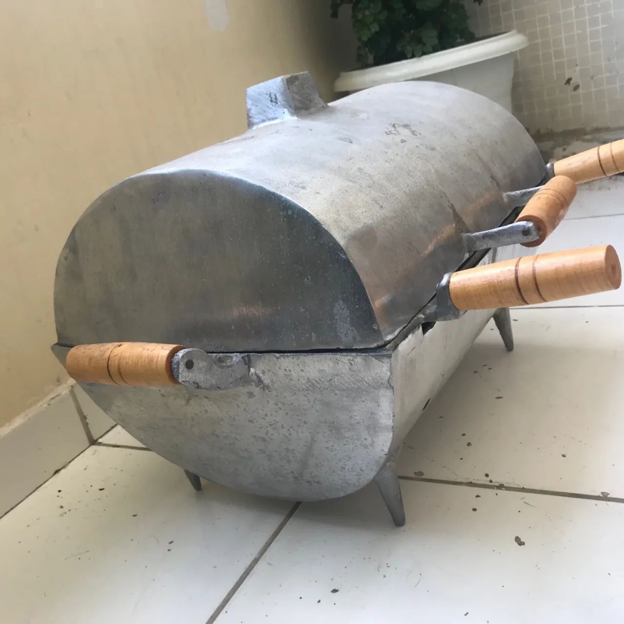 Churrasqueira de Alumínio - Foto 2