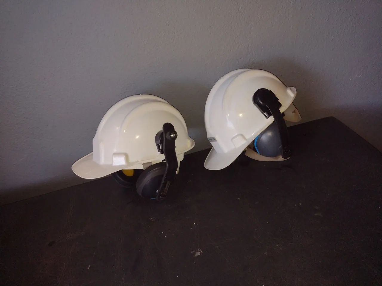 Capacete de segurança com abafador