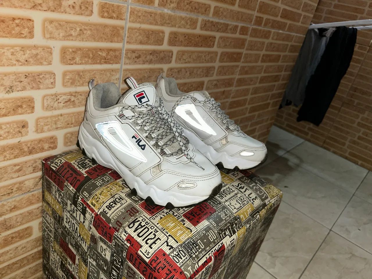 fila oakmont branco refletivo 39/40 - Foto 2
