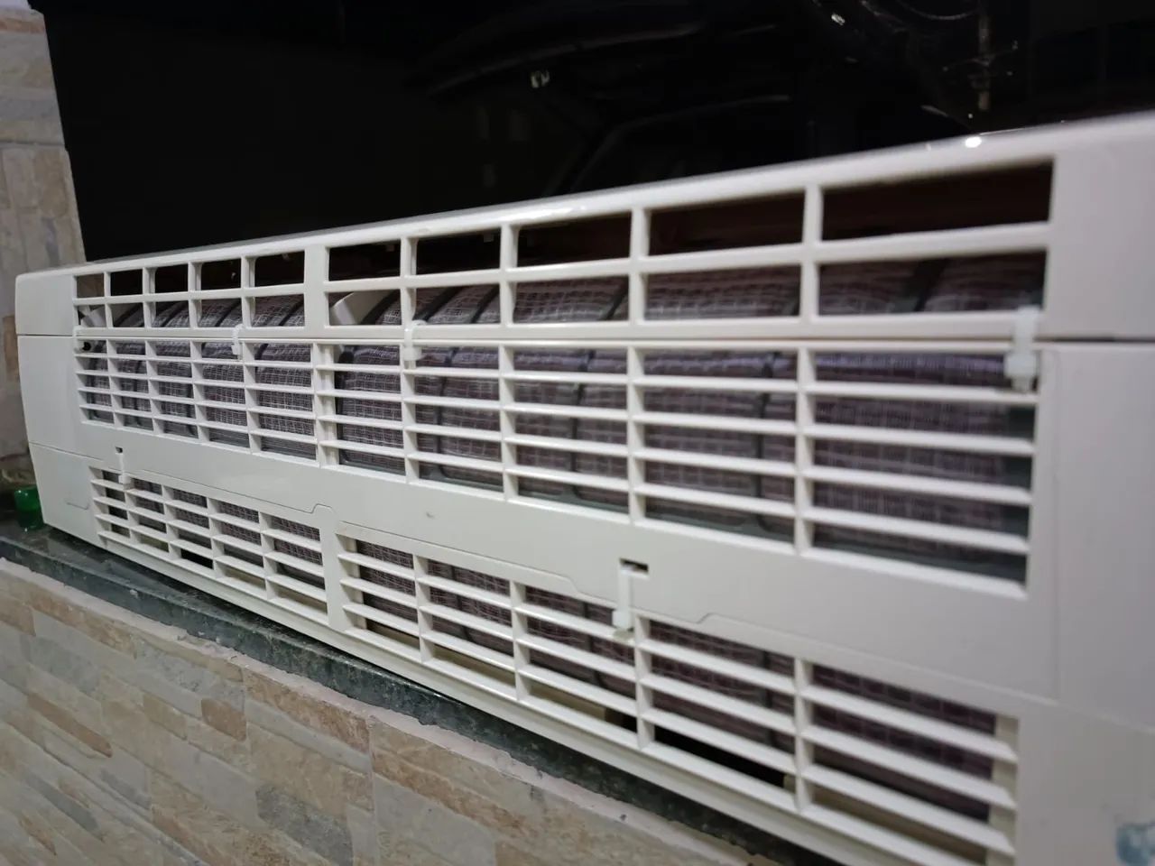 Ar KOMECO BRIZE Convencional(NÃO É INVERTER) 7.000 BTUs 220V - LEIA A DESCRIÇÃO - Foto 2