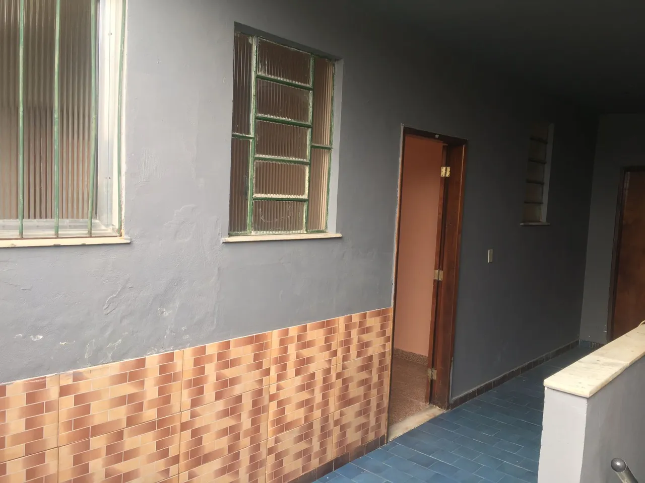 Apartamento em Coelho da Rocha com 01 quarto - Em fente à Estação