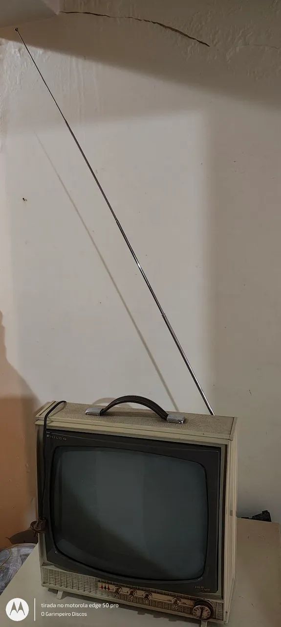 TV Philco solid state anos 1970 (~1972) completa RETIRADA - Foto 2