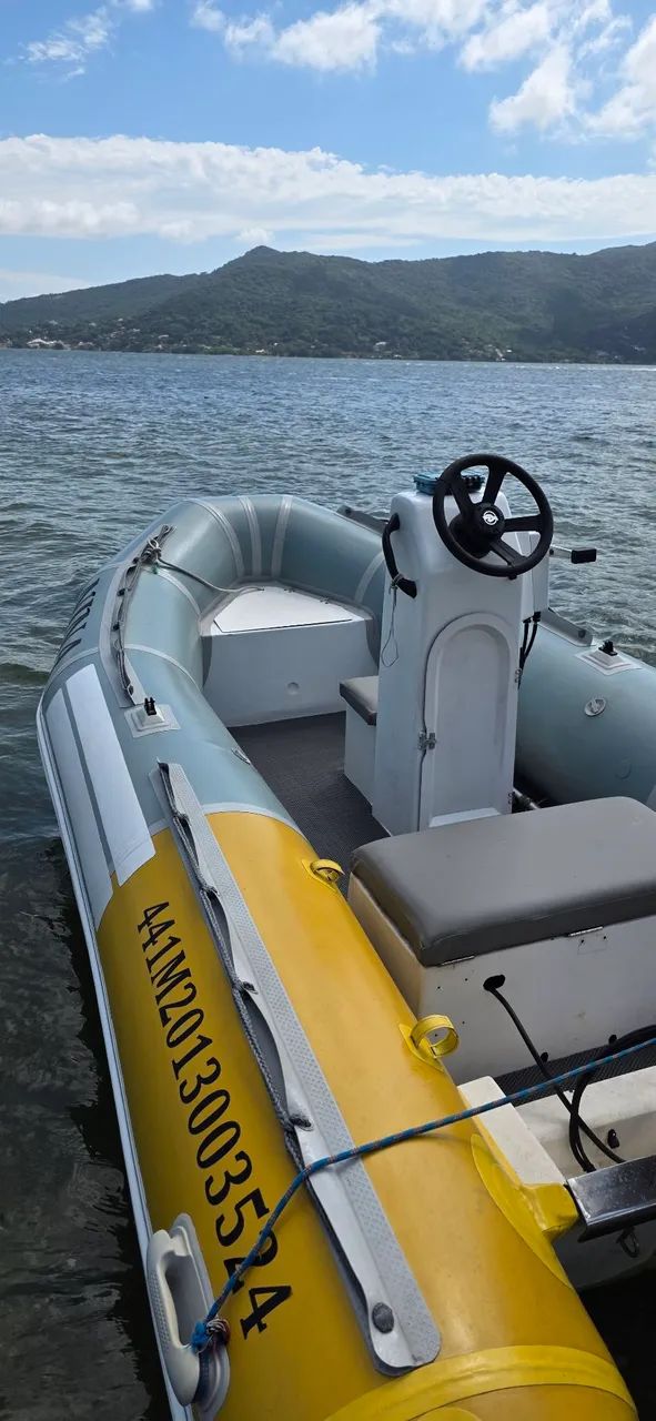Barco Inflável 4,20m com Motor Yamaha 20HP + Carreta - Pronto para o Lazer!! - Foto 4