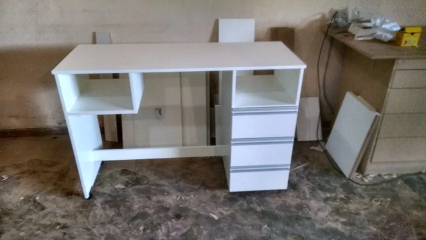 Mesa Unha De Gel Com Gavetas