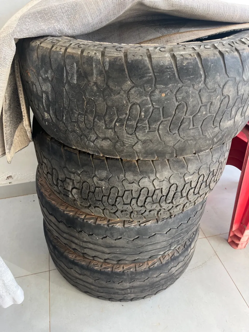 Pneus 265/65 aro 17