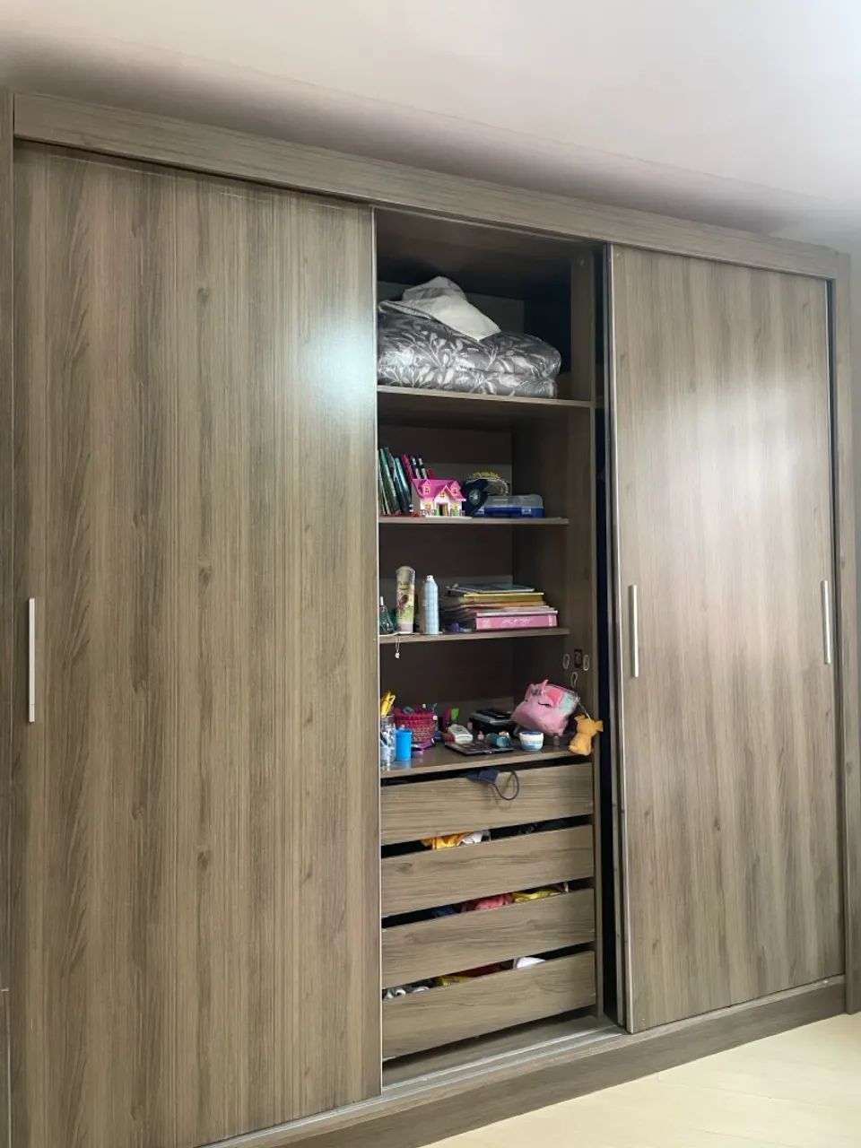 Guarda-roupa com 3 portas - Foto 3