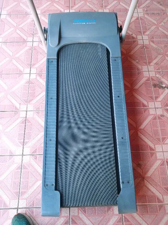 Esteira Eletrica Weslo Cadence 4500 750 a vista ou 12 x de 75 no cartão - Foto 2