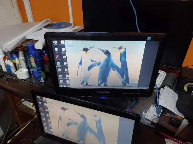 Dois Monitores Samsung Syncmaster B1630