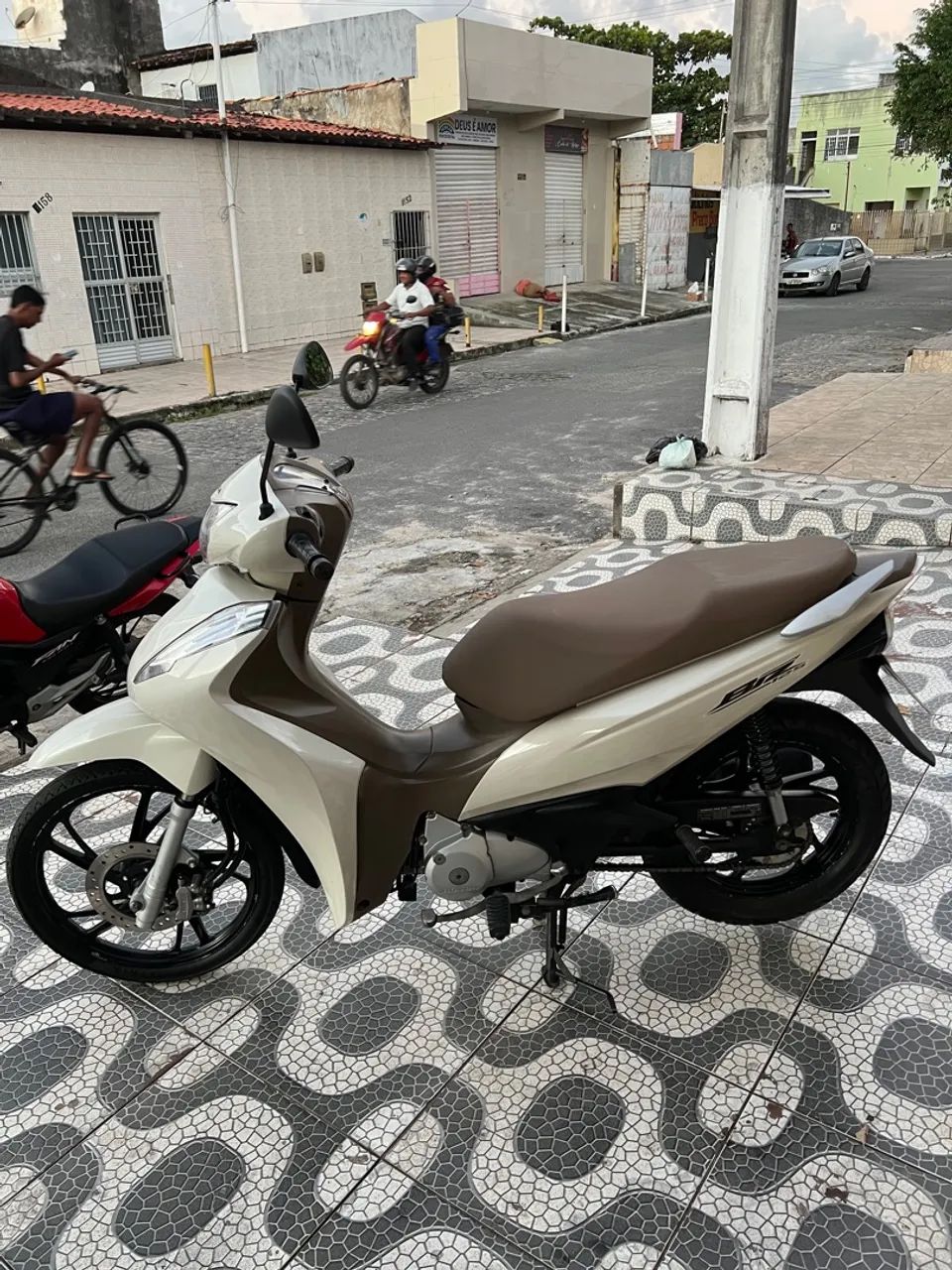 Vende se Biz 125 2024 - Foto 3