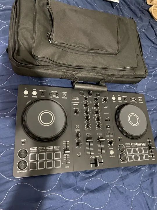 Controladora DJ Pioneer DDJ-FLX4