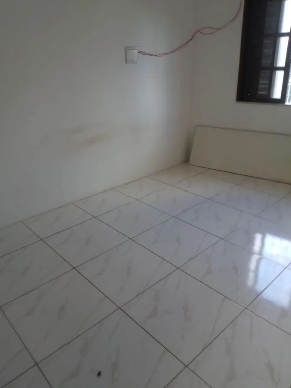 Casa 2/4 em Itacaranha, frente de rua. - Foto 2