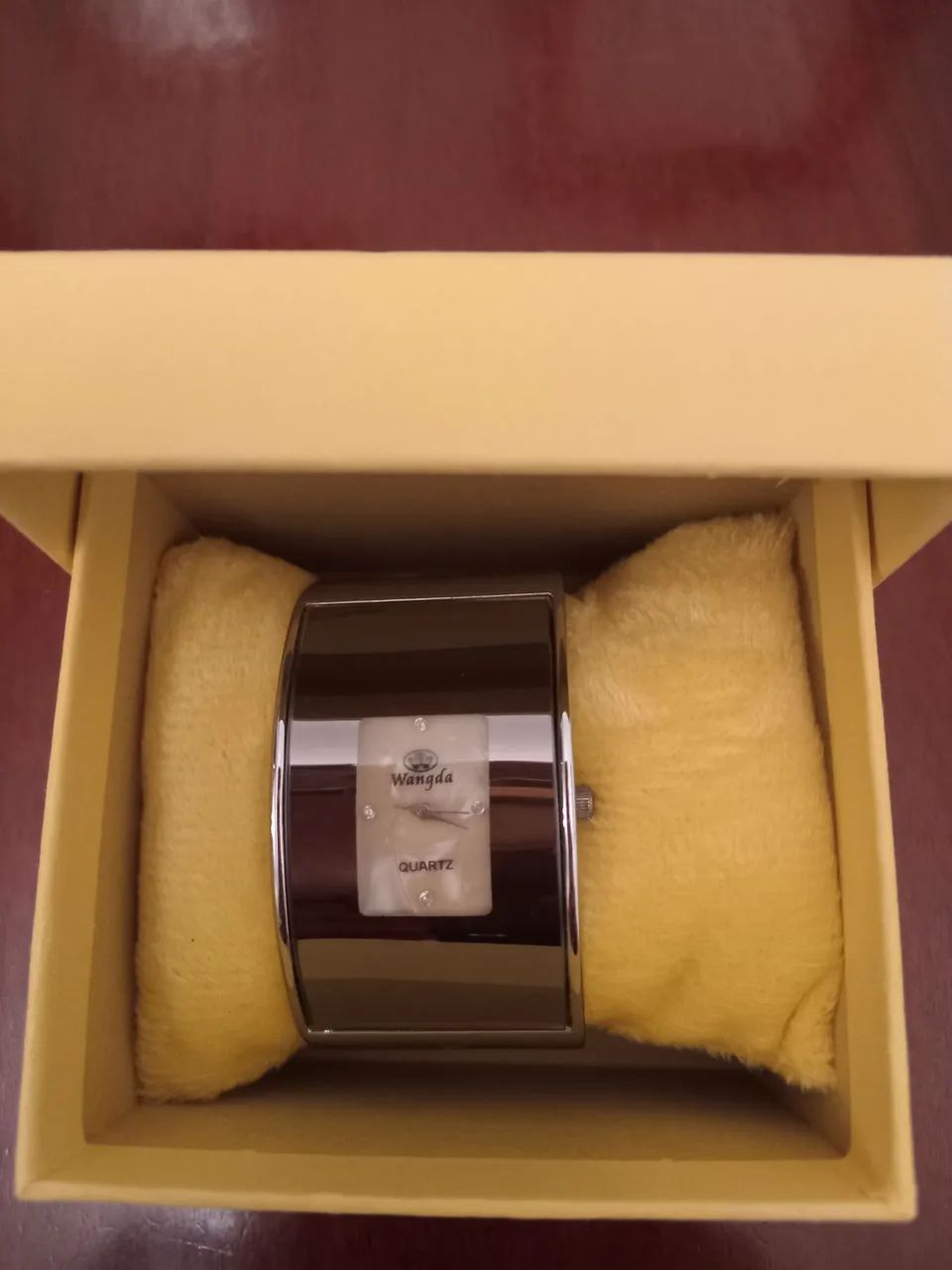Relógio Wangda Feminino Quartz Elegante