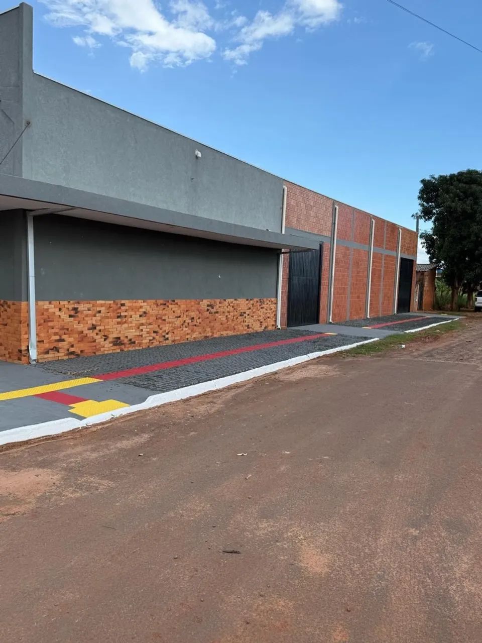 BARRACÃO JD NOROESTE COMPARTIMENTO DOS FUNDOS SÓ R$3.500,00 - Foto 2