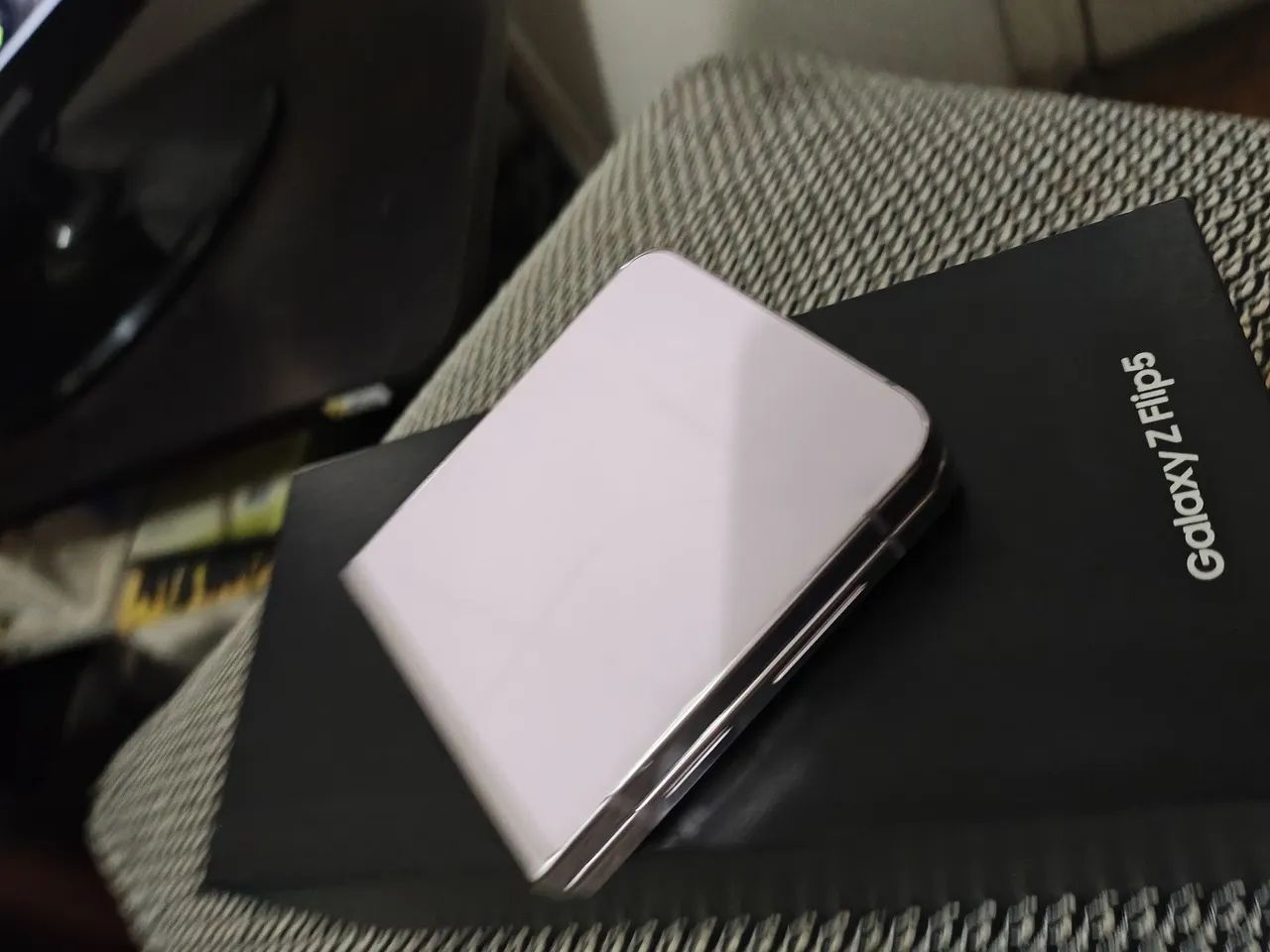 Samsung Galaxy Z Flip5 512GB  - Foto 5