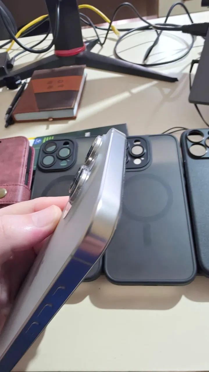 Iphone 16 Pro Max - Bateria 98% - Com nota fiscal - Foto 4