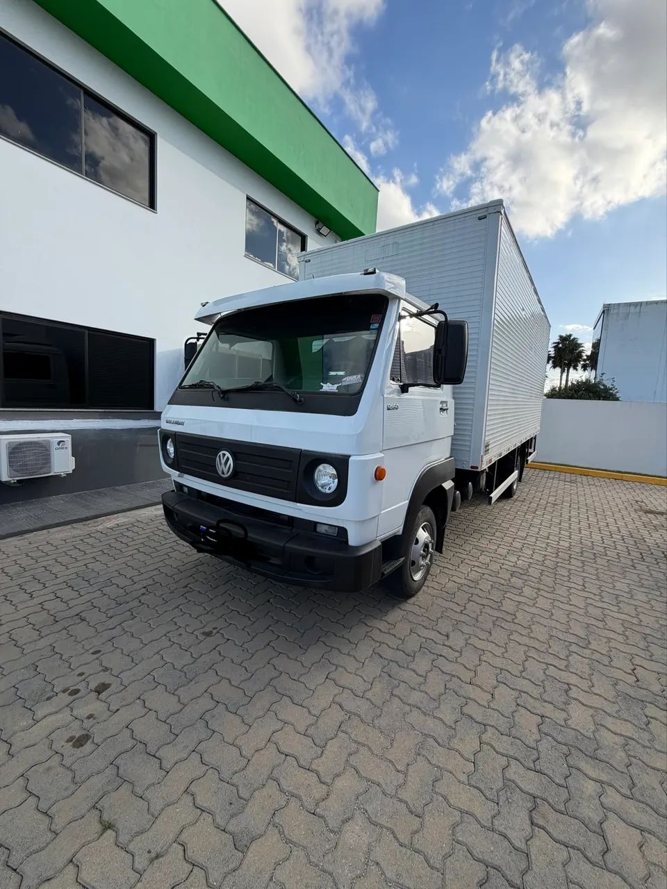 Caminhão vw/ 9-160