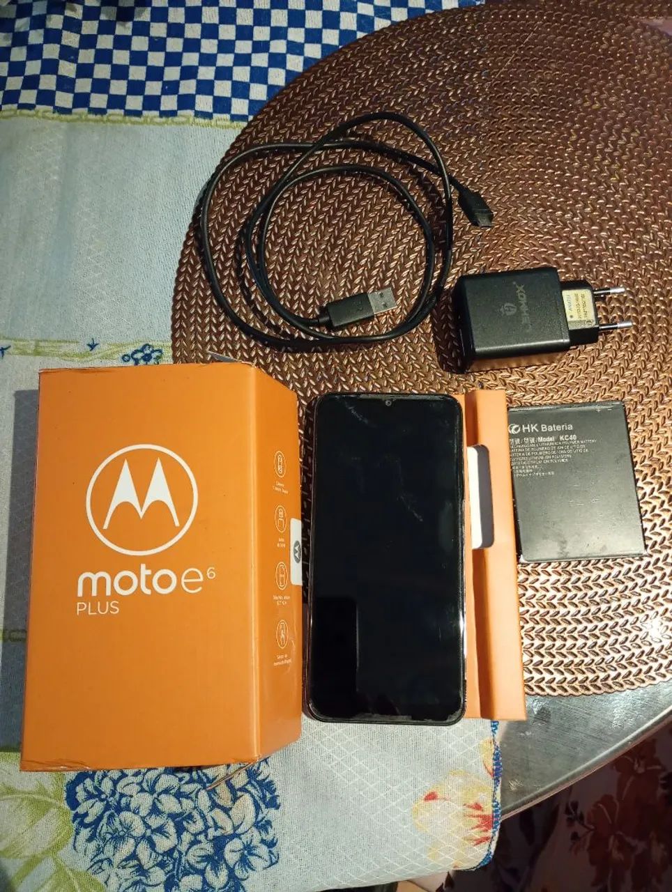 Celular motoE6plus