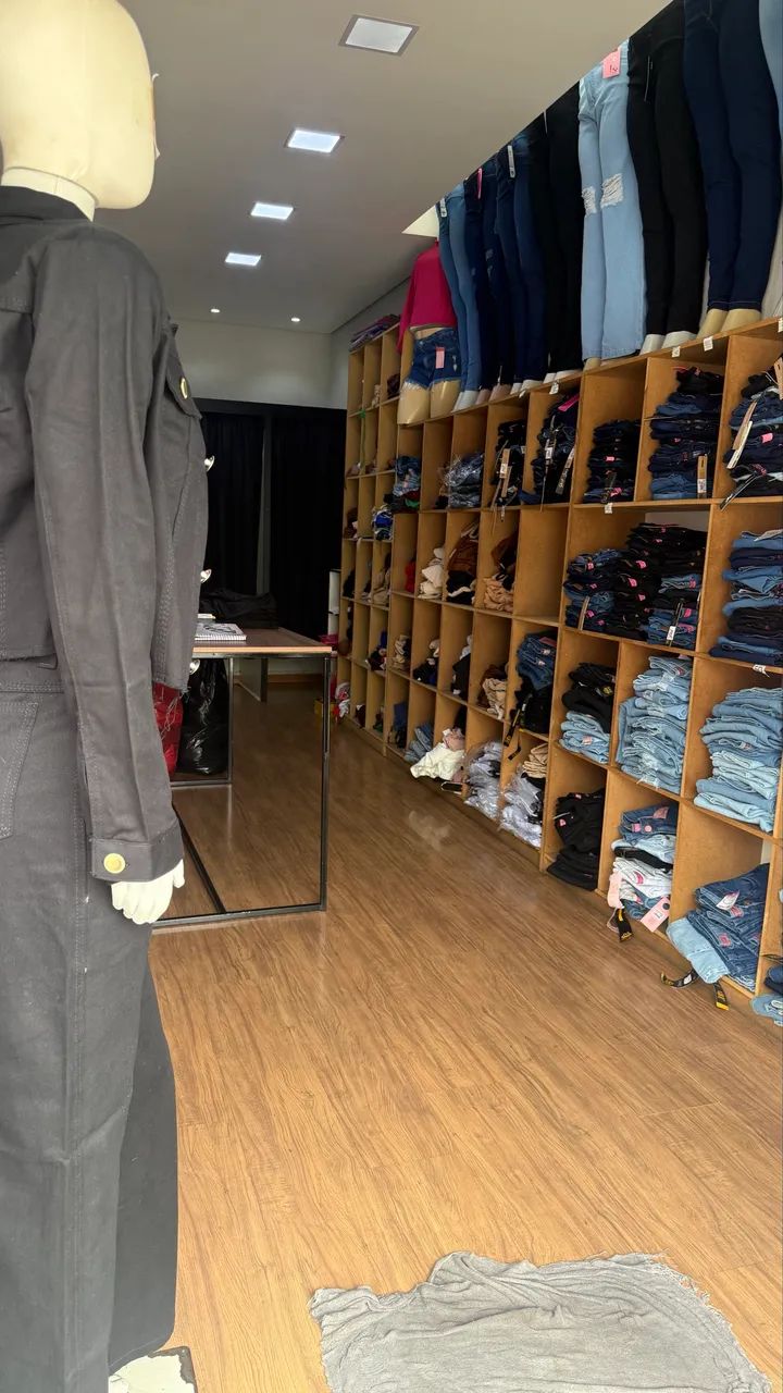 PASSO PONTO EM CENTRO COMERCIAL