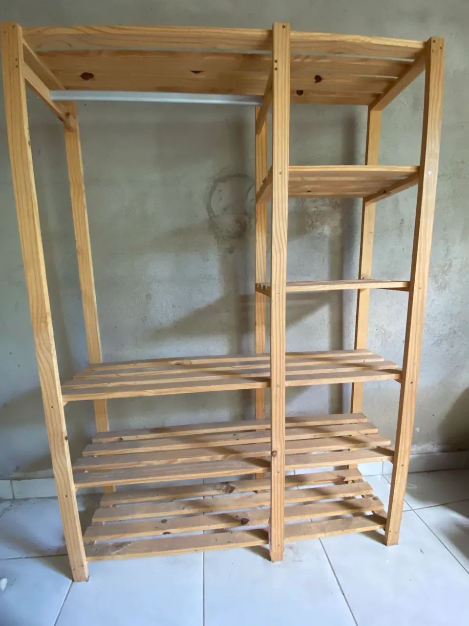 ? ARARA DUPLA DE CLOSET EM MADEIRA PINUS - SEMINOVA! ? - Foto 2