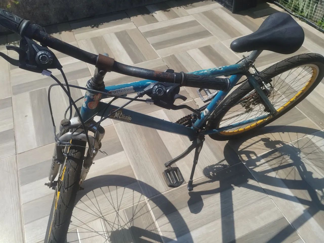 Bicicleta aro 26 azul, semi nova - Foto 2