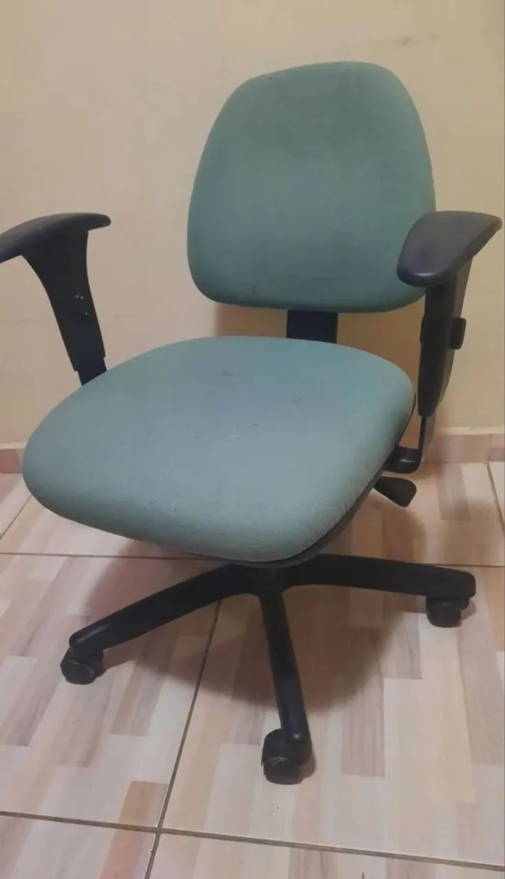 Cadeira de escritório giratória - Foto 2