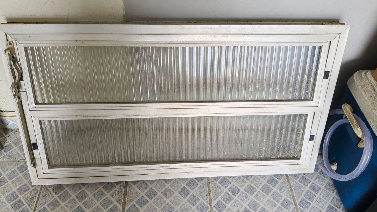 Janela Basculante - Foto 2