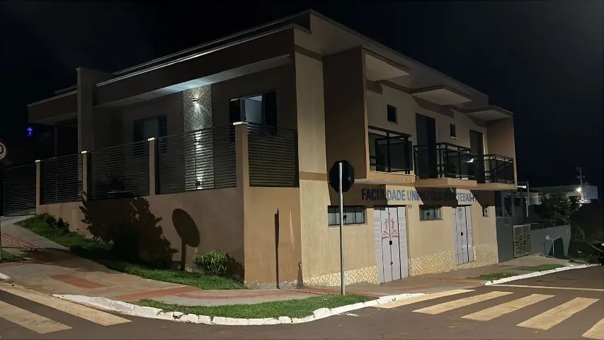 Vende-se Sobrado em Nova Tebas