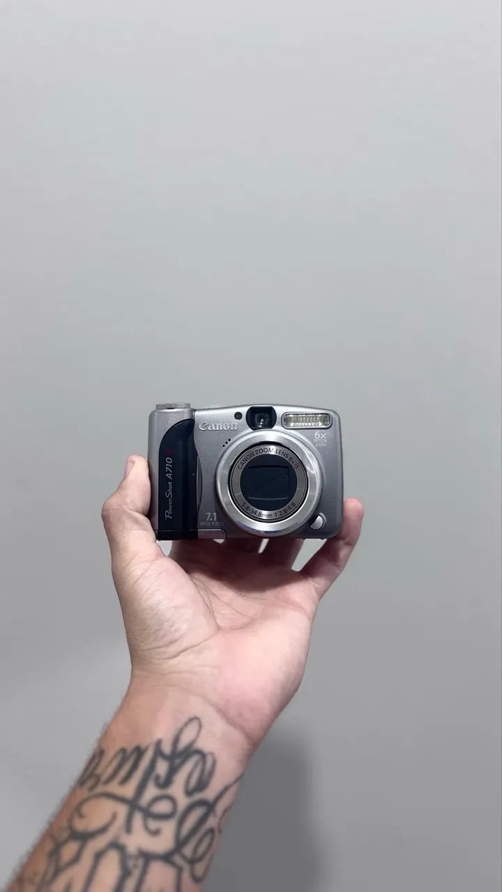 Canon PowerShot A710 IS　※レンズ周りと横のカバー欠損 Digicam - Canon PowerShot A710 IS Dark Grey JDM – Nipponina Camera