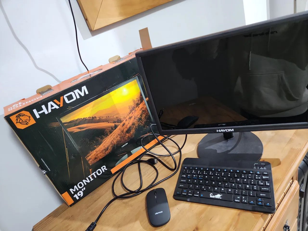 Monitor hayom 19 com mini teclado e mouse - Foto 2