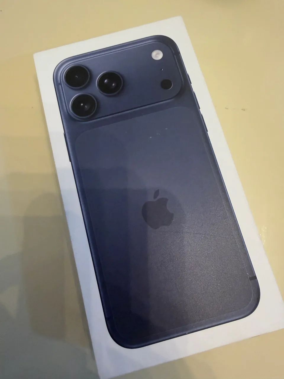 Iphone 17 pro max azul 256 (LACRADO) - Foto 2