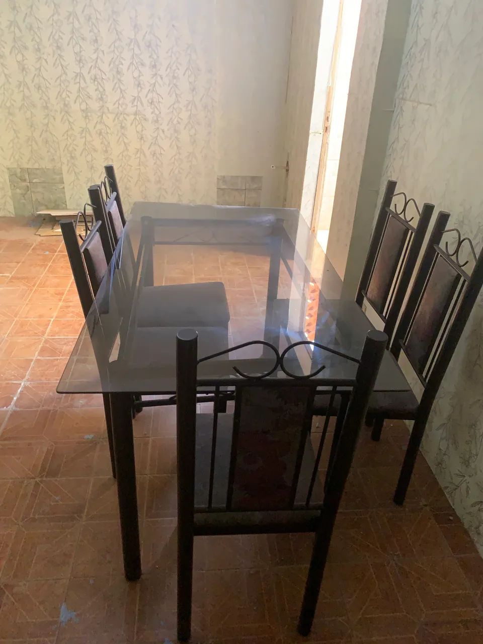 Mesa vidro 6 cadeiras - Foto 4