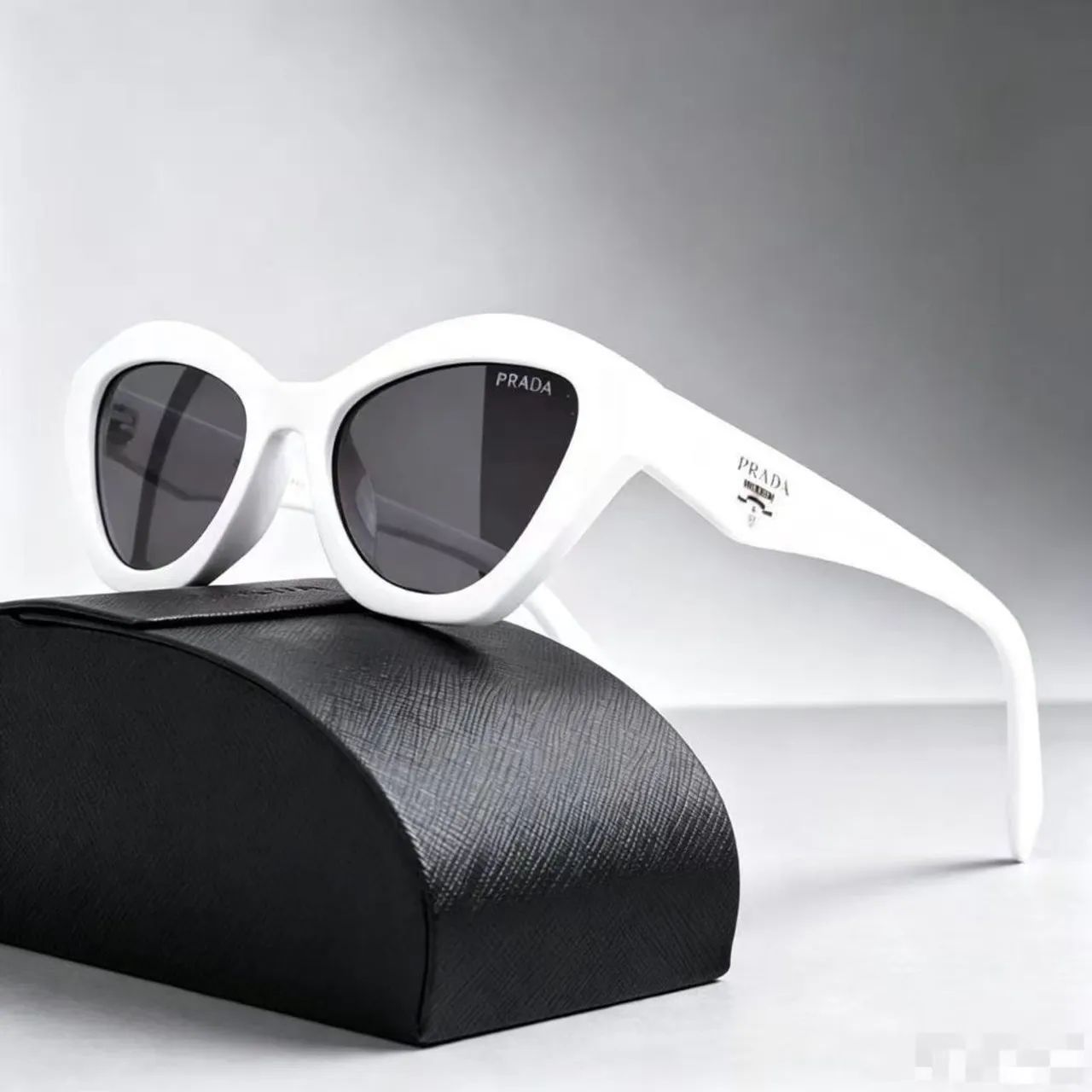Óculos Prada  - Foto 4