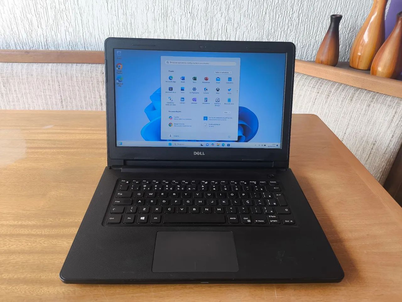 Notebook Dell vostro core i5 - 7th, SSD de 240 GB, 8 GB de RAM, Windows 11 - Foto 2